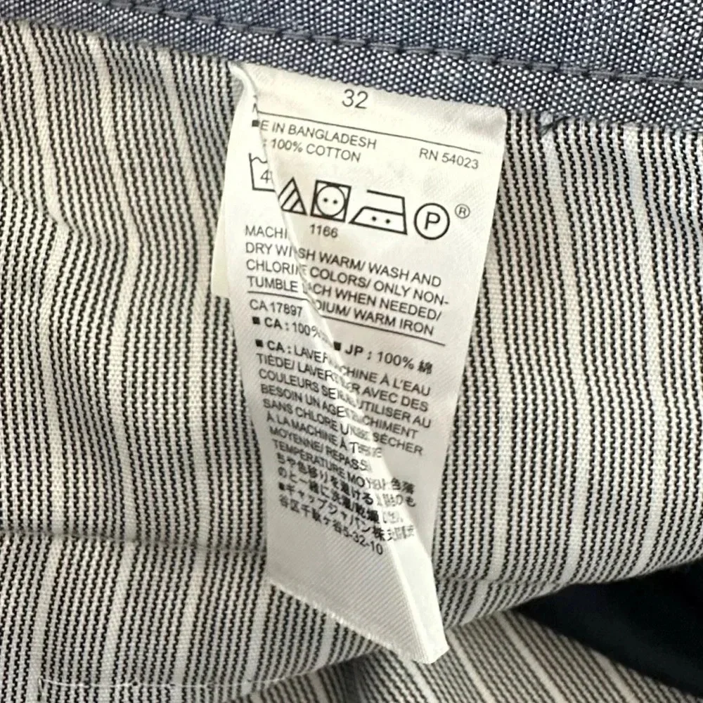 NWT Banana Republic Size 32 navy blue Emerson Bermuda Shorts 11” 100% cotton New